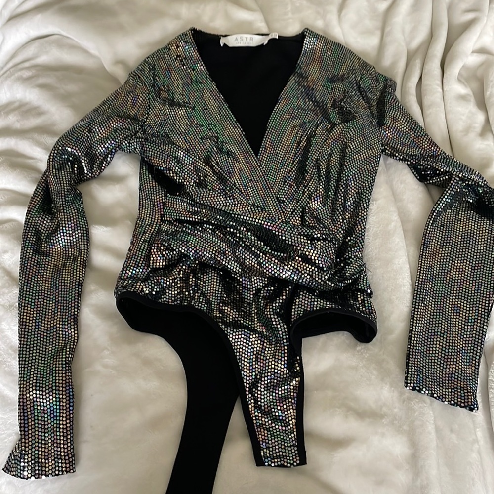 super cute astr top, never worn!!